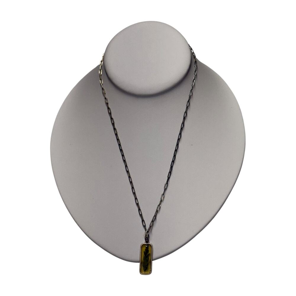 Oxidized Silver Tone Botanical Resin Pendant Paperclip Chain Necklace - Picture 3 of 6
